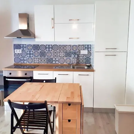 In The Heart Of Juan Les Pins 2-Bedroom Apartment Appartement *
